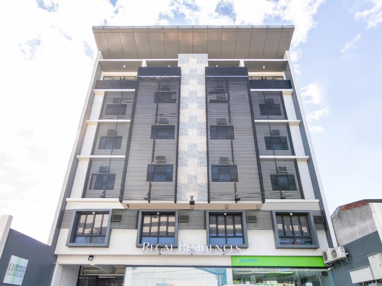OYO 136 Regal Residences Ciudad Quezon Exterior foto