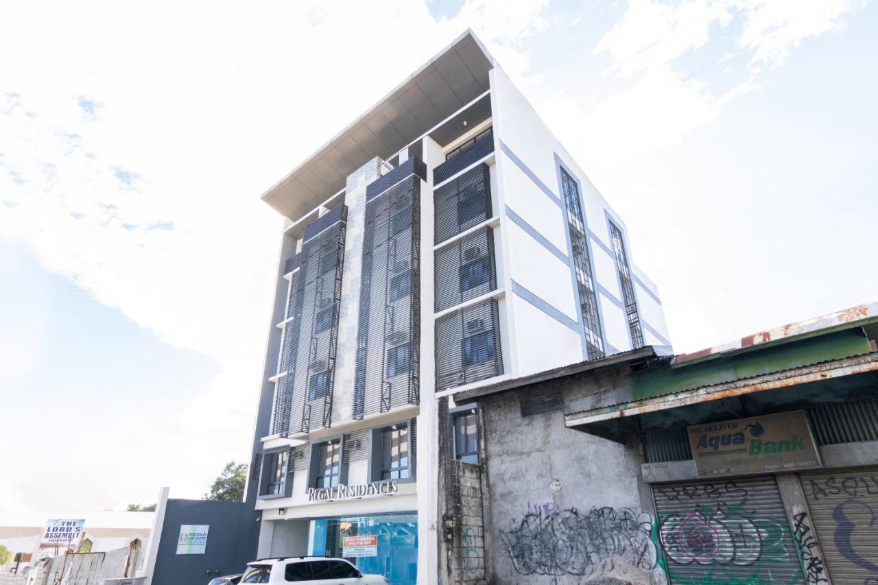 OYO 136 Regal Residences Ciudad Quezon Exterior foto